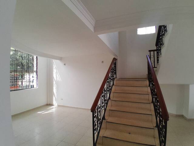 #9181 - Casa para Alquiler en Montería - COR - 2