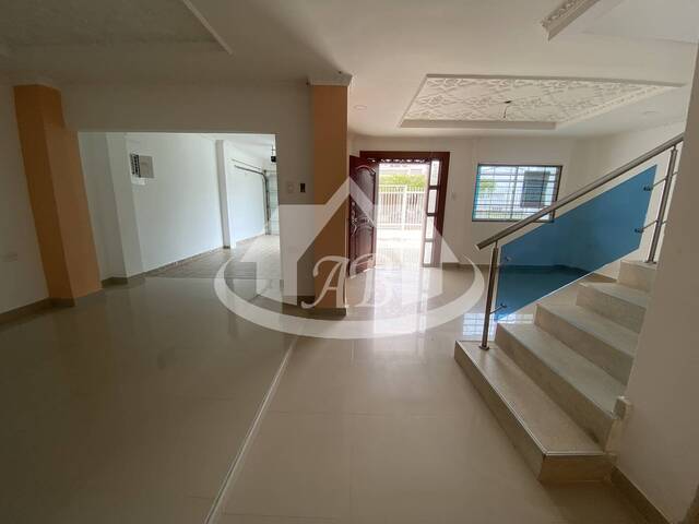 #9294 - Casa para Alquiler en Montería - COR - 1