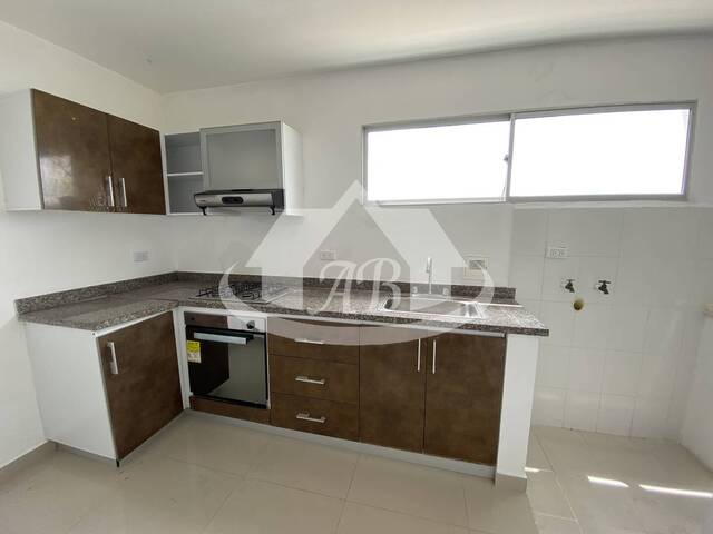 #9302 - Apartamento para Alquiler en Montería - COR - 1