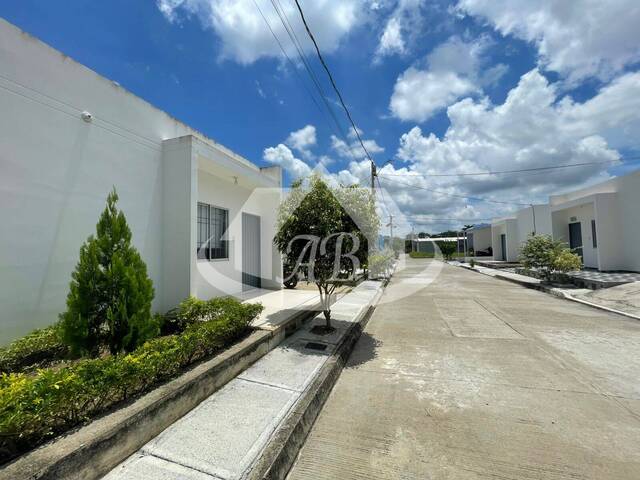 #9303 - Casa para Alquiler en Montería - COR - 1