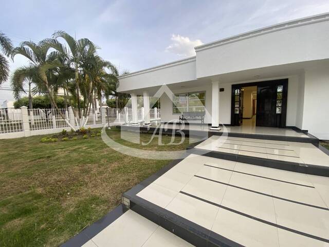 #9315 - Casa para Venta en Montería - COR - 2