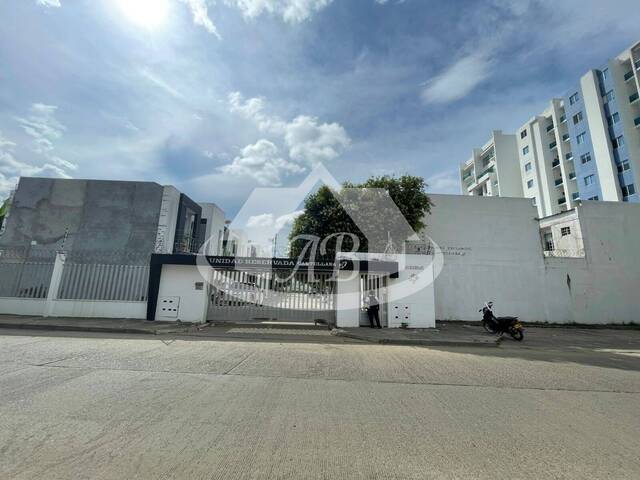 #9343 - Casa para Venta en Montería - COR - 2