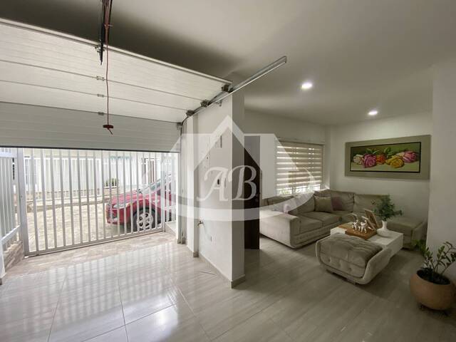 #9365 - Casa para Venta en Montería - COR - 2
