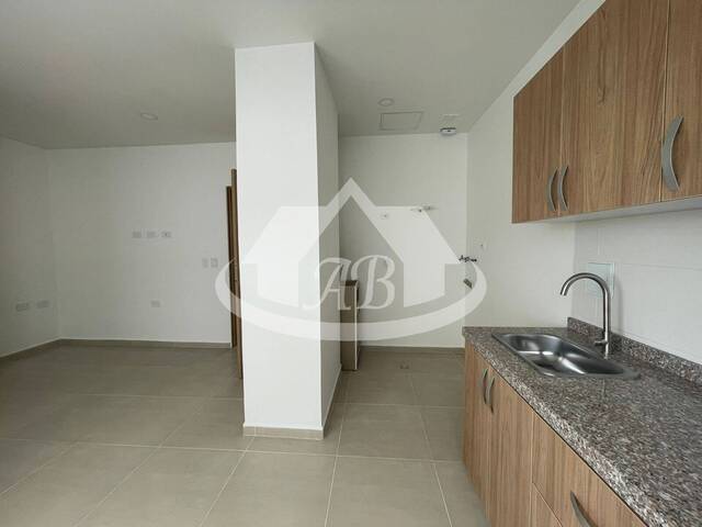 #9385 - Apartaestudio para Alquiler en Montería - COR - 2