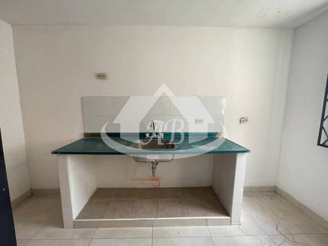 #9387 - Casa para Alquiler en Montería - COR - 2