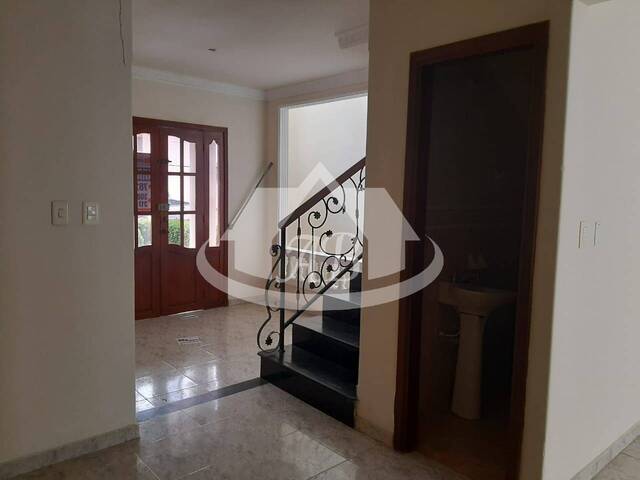 #9394 - Casa para Alquiler en Montería - COR - 2