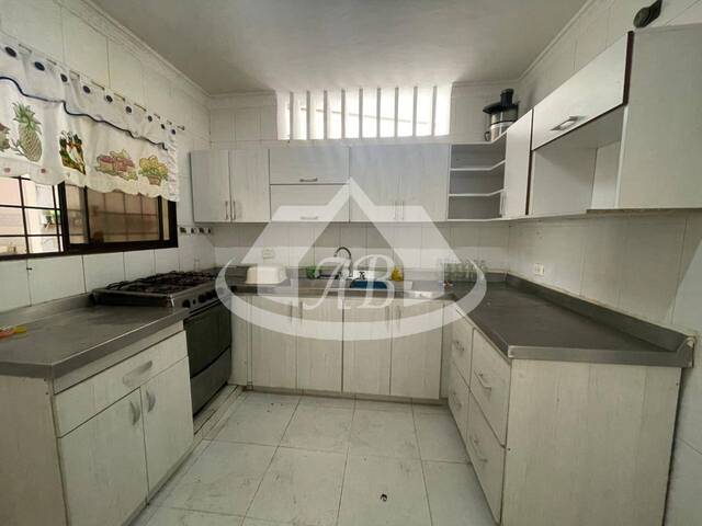 #9402 - Casa para Alquiler en Montería - COR - 2