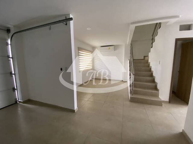 #9418 - Casa para Venta en Montería - COR - 2