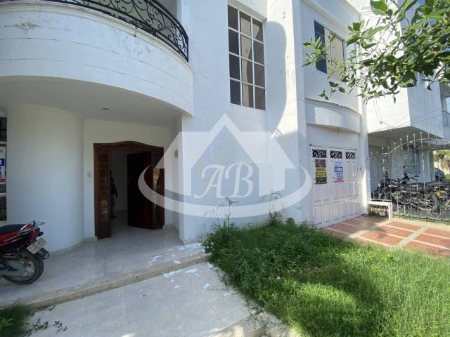 #9428 - Casa para Alquiler en Montería - COR - 2