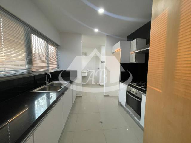 #9437 - Apartamento para Venta en Montería - COR - 2