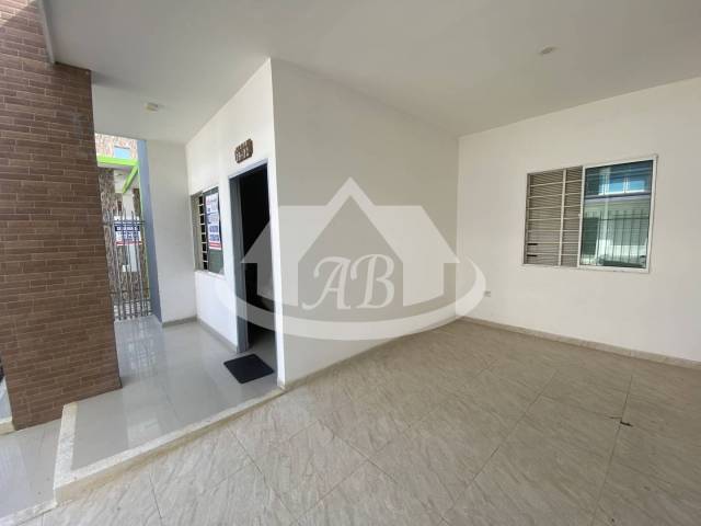 #9463 - Casa para Alquiler en Montería - COR - 2