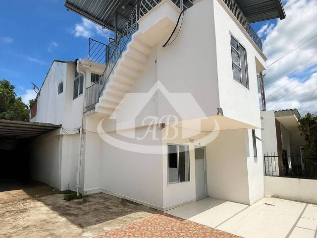 #9468 - Casa para Venta en Montelíbano - COR - 1