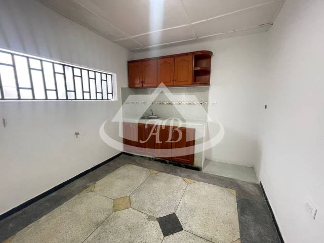 #9472 - Casa para Alquiler en Montería - COR - 3