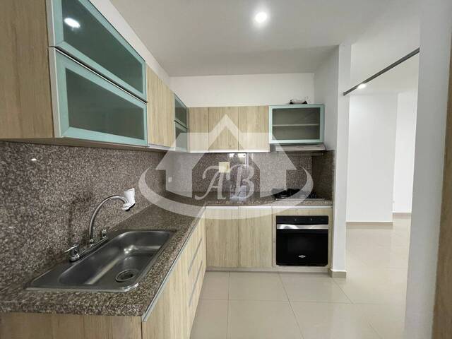 #9489 - Apartamento para Alquiler en Montería - COR - 2