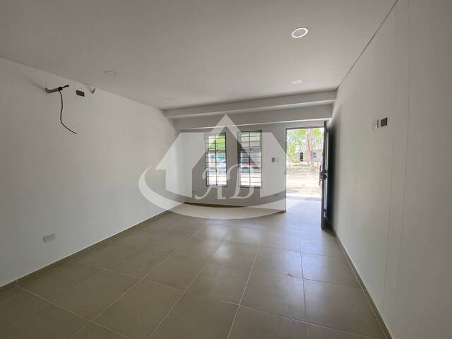 #9516 - Casa para Venta en Montería - COR - 2