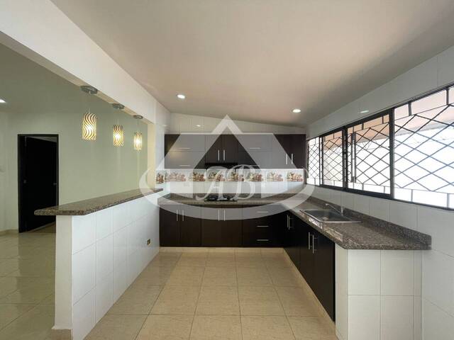 #9530 - Casa para Alquiler en Montería - COR