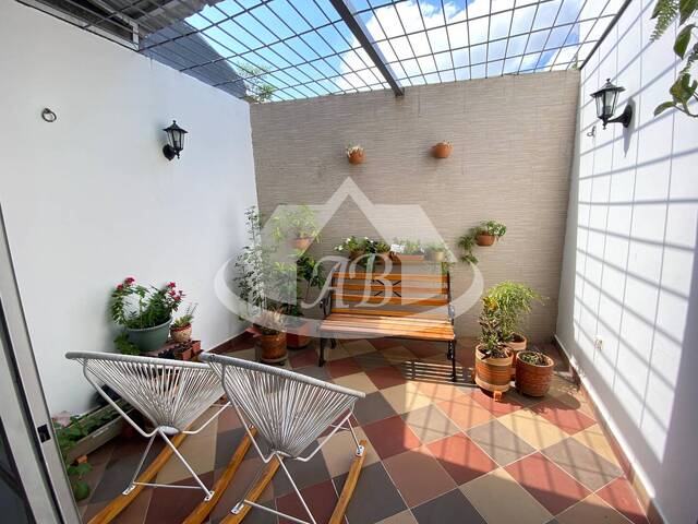 #9537 - Casa para Venta en Montería - COR - 2