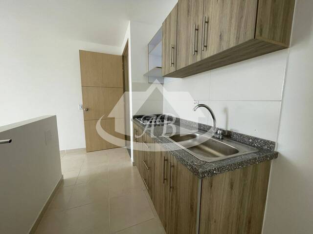 #9561 - Apartamento para Alquiler en Montería - COR