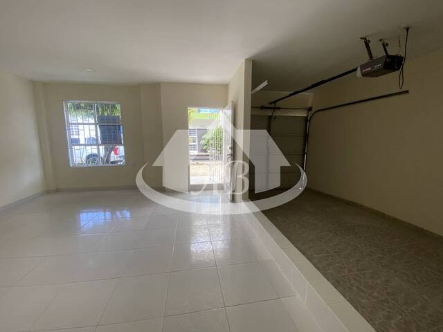 Casa para Alquiler en Montería - 2
