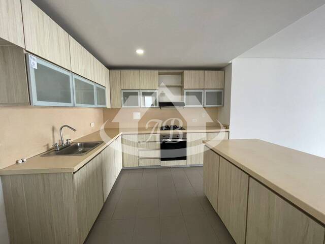 #9583 - Apartamento para Alquiler en Montería - COR - 2