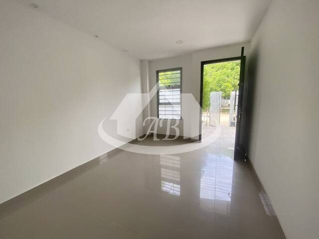 #1049 - Casa para Alquiler en Montería - COR