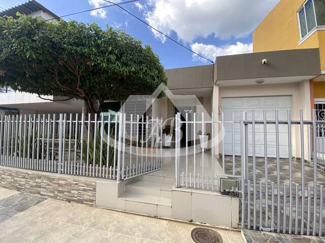 #9678 - Casa para Venta en Montería - COR - 1