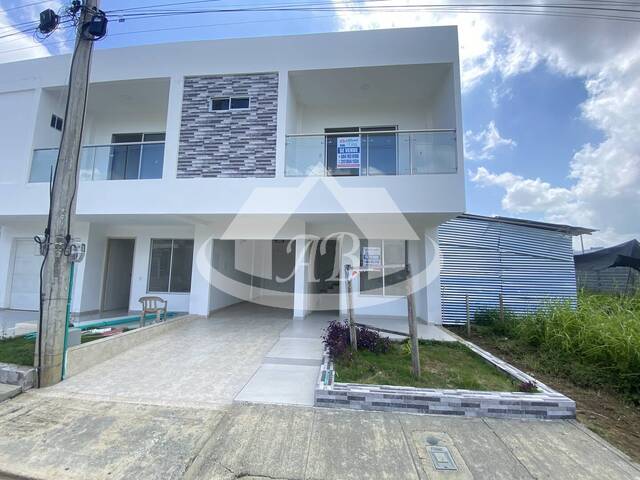 #9704 - Casa para Venta en Montería - COR - 1