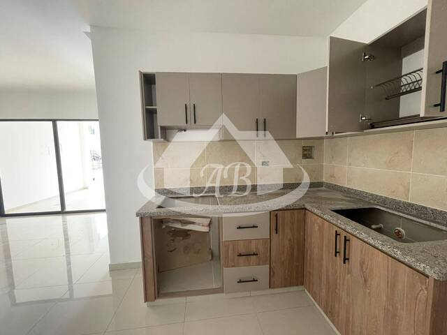 #9749 - Casa para Venta en Montería - COR - 2